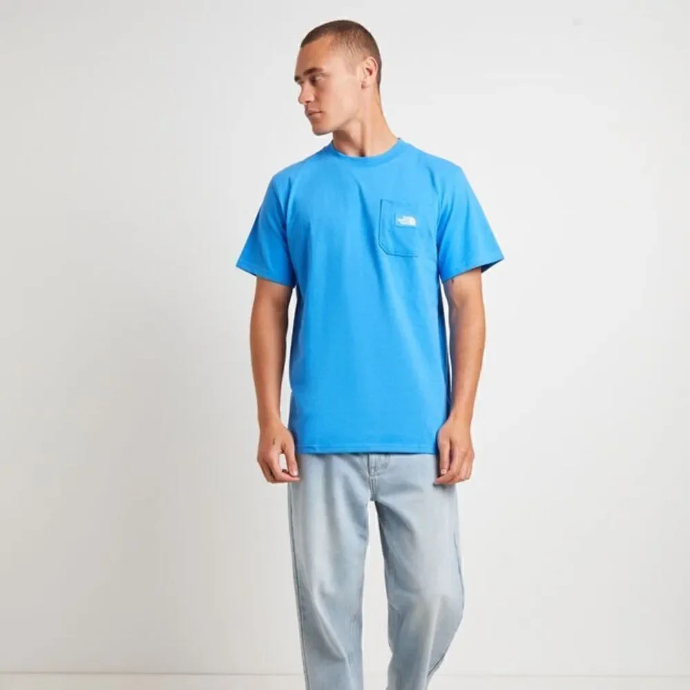 North Face NWT men’s Heritage Patch Pocket in the color super sonic blue size L
